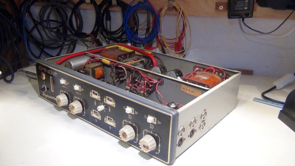 Dynacord "Eminent" Power Amp (before restoration)