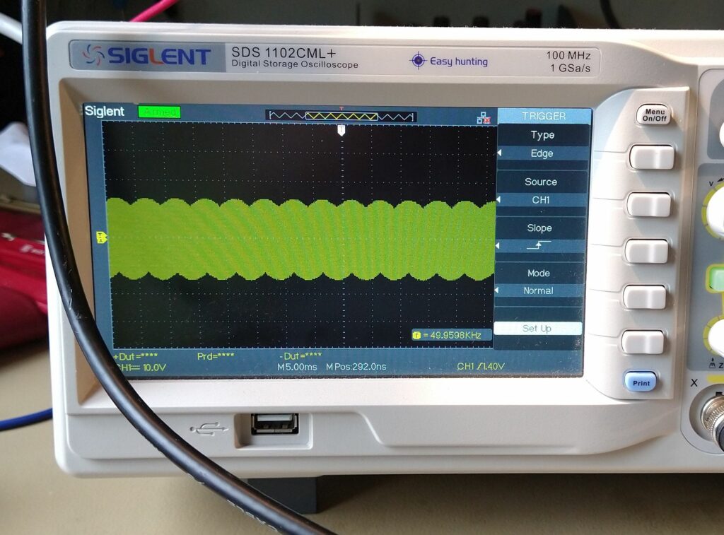 Siglent DSO, 50kHz sine wave, 5ms/div