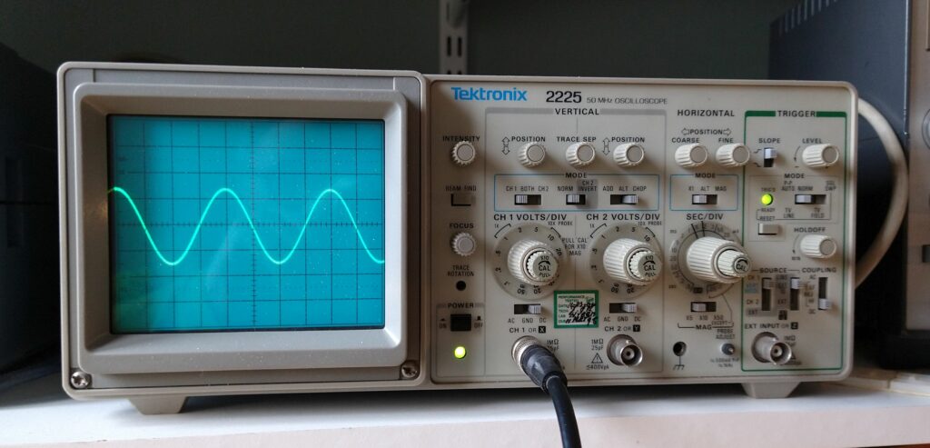 Tektronix 2225 oscilloscope